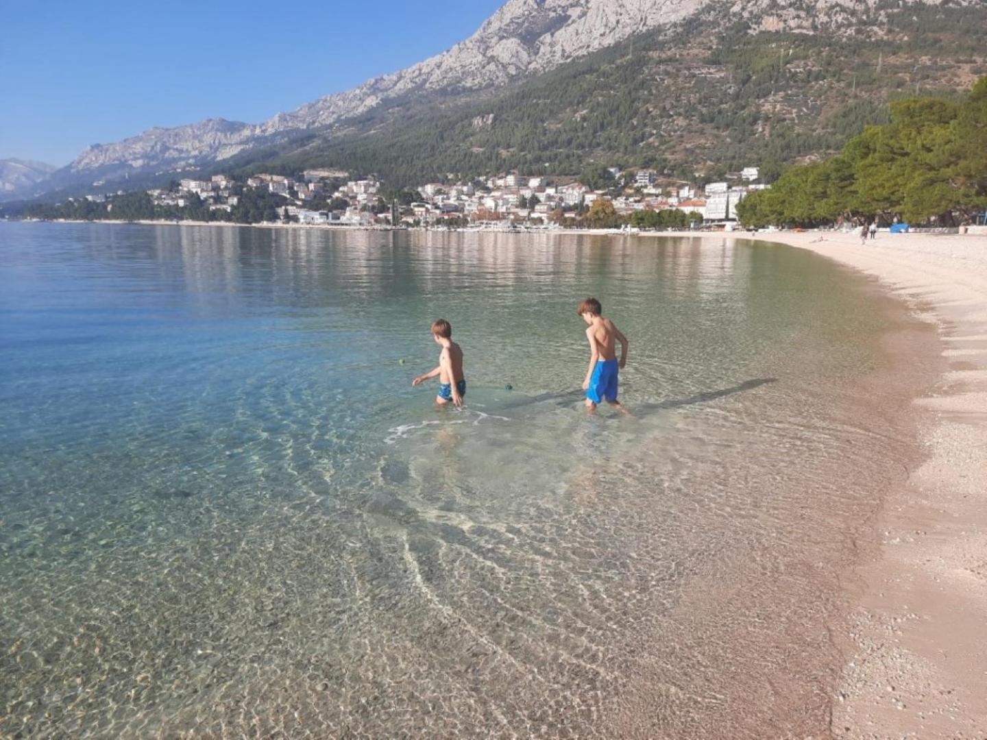 Ruza&Nikolina "1" Apartmani - Baška Voda エクステリア 写真