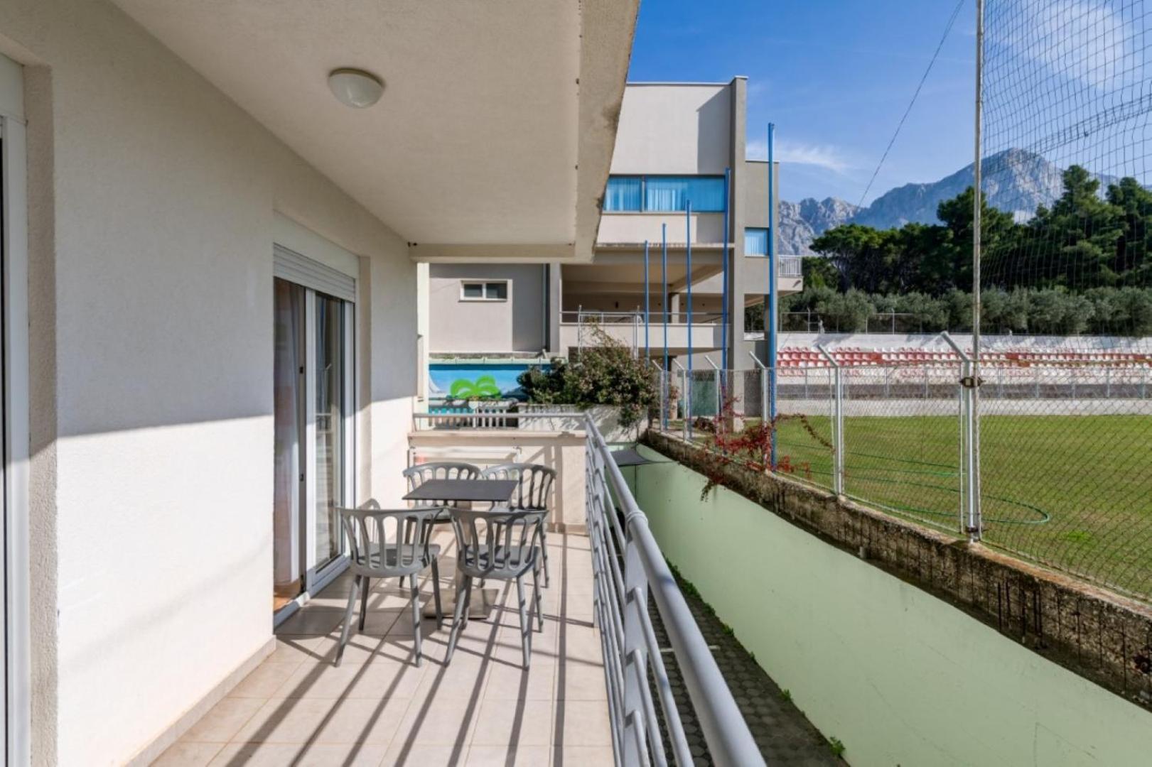 Ruza&Nikolina "1" Apartmani - Baška Voda エクステリア 写真