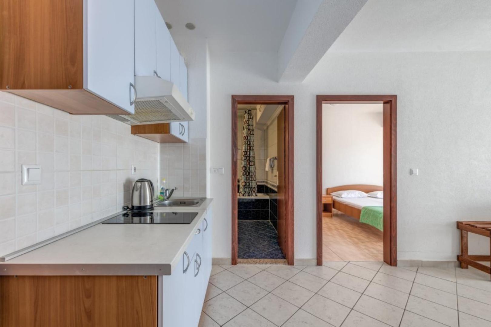 Ruza&Nikolina "1" Apartmani - Baška Voda エクステリア 写真