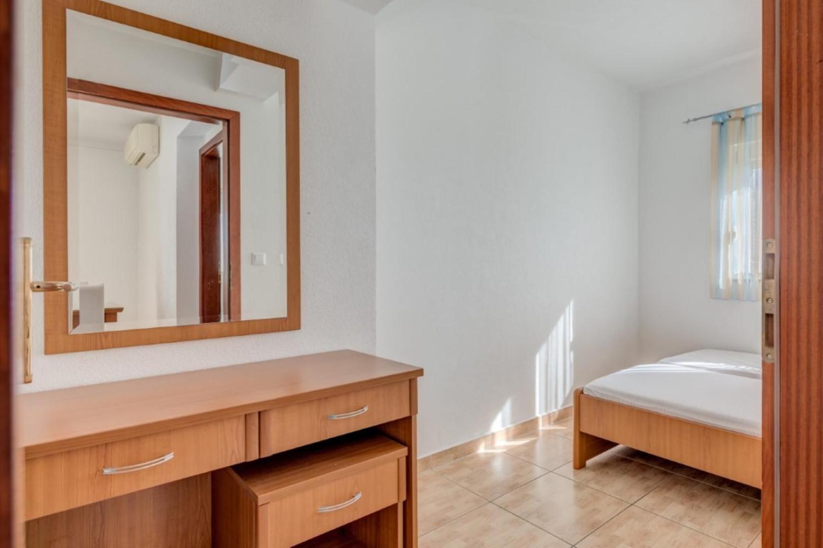 Ruza&Nikolina "1" Apartmani - Baška Voda エクステリア 写真
